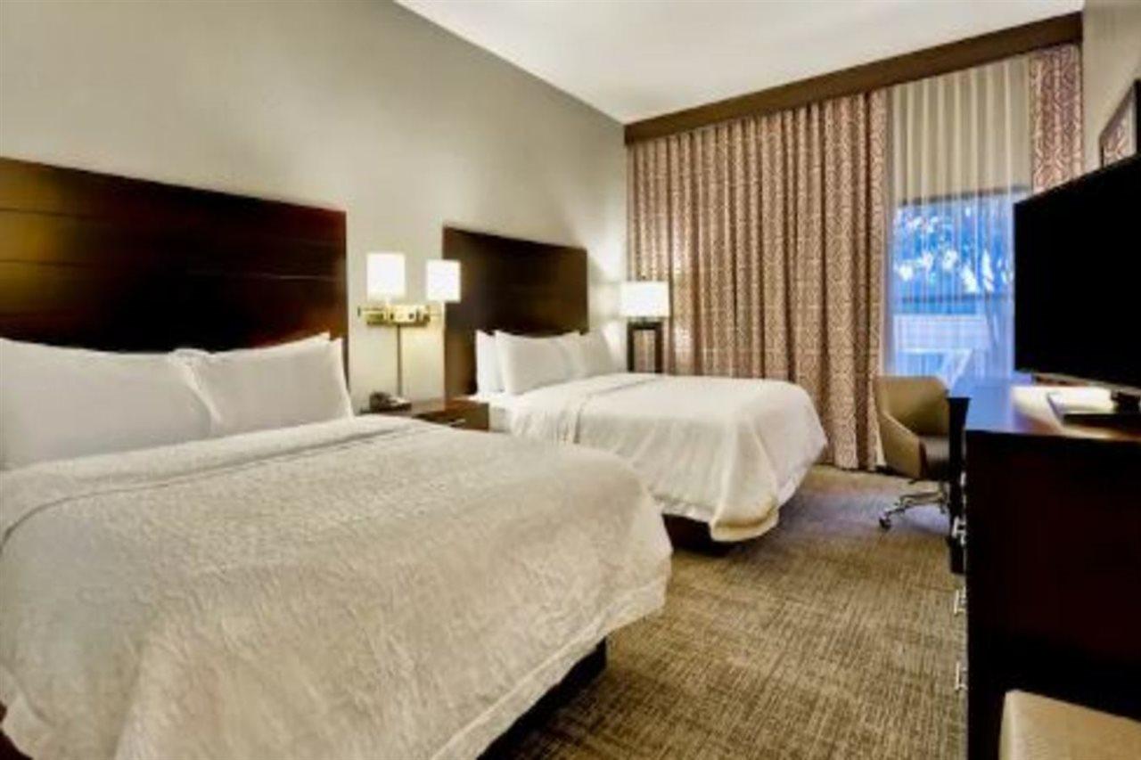 Hampton Inn Starkville Luaran gambar