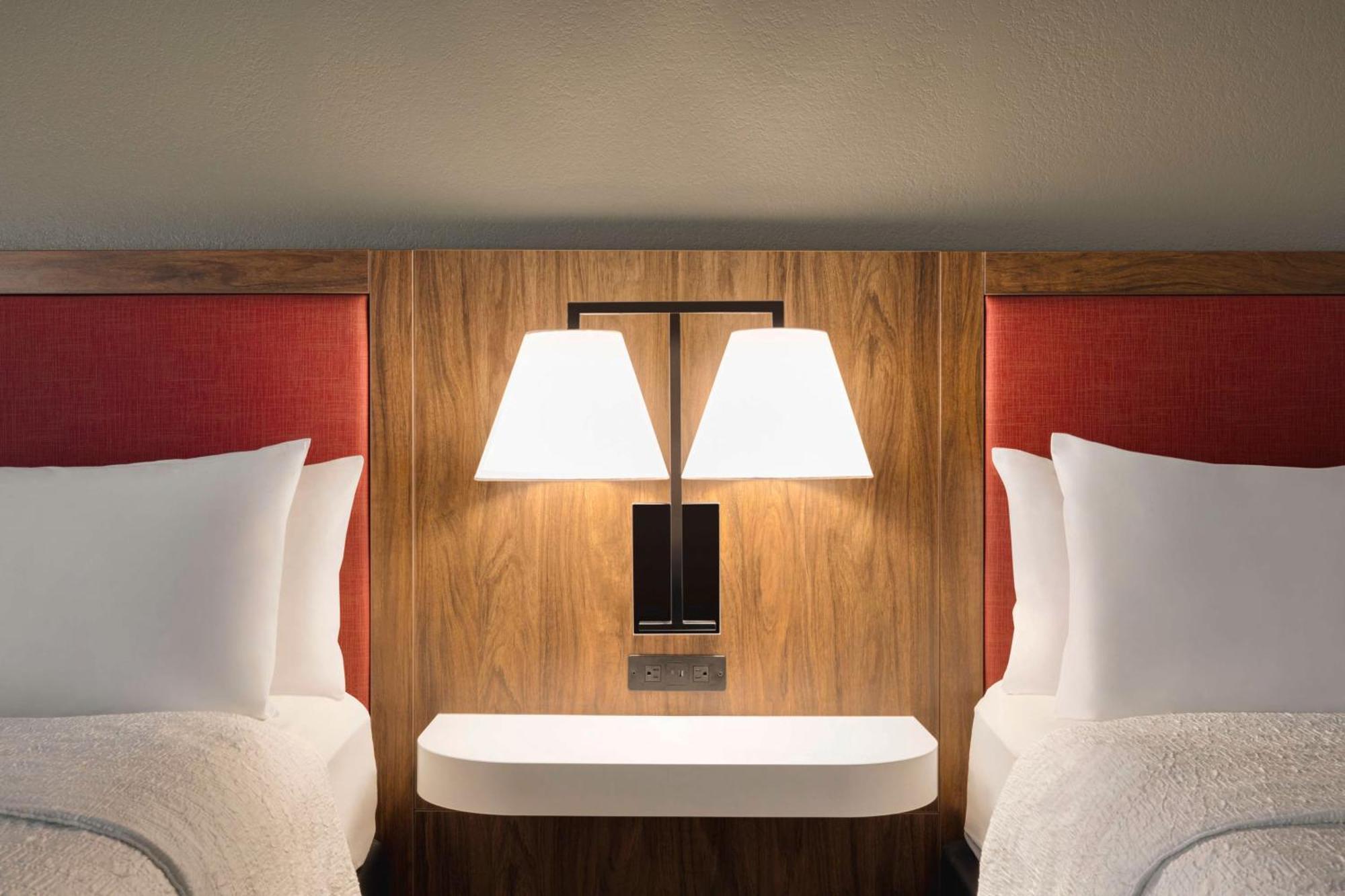 Hampton Inn Starkville Luaran gambar