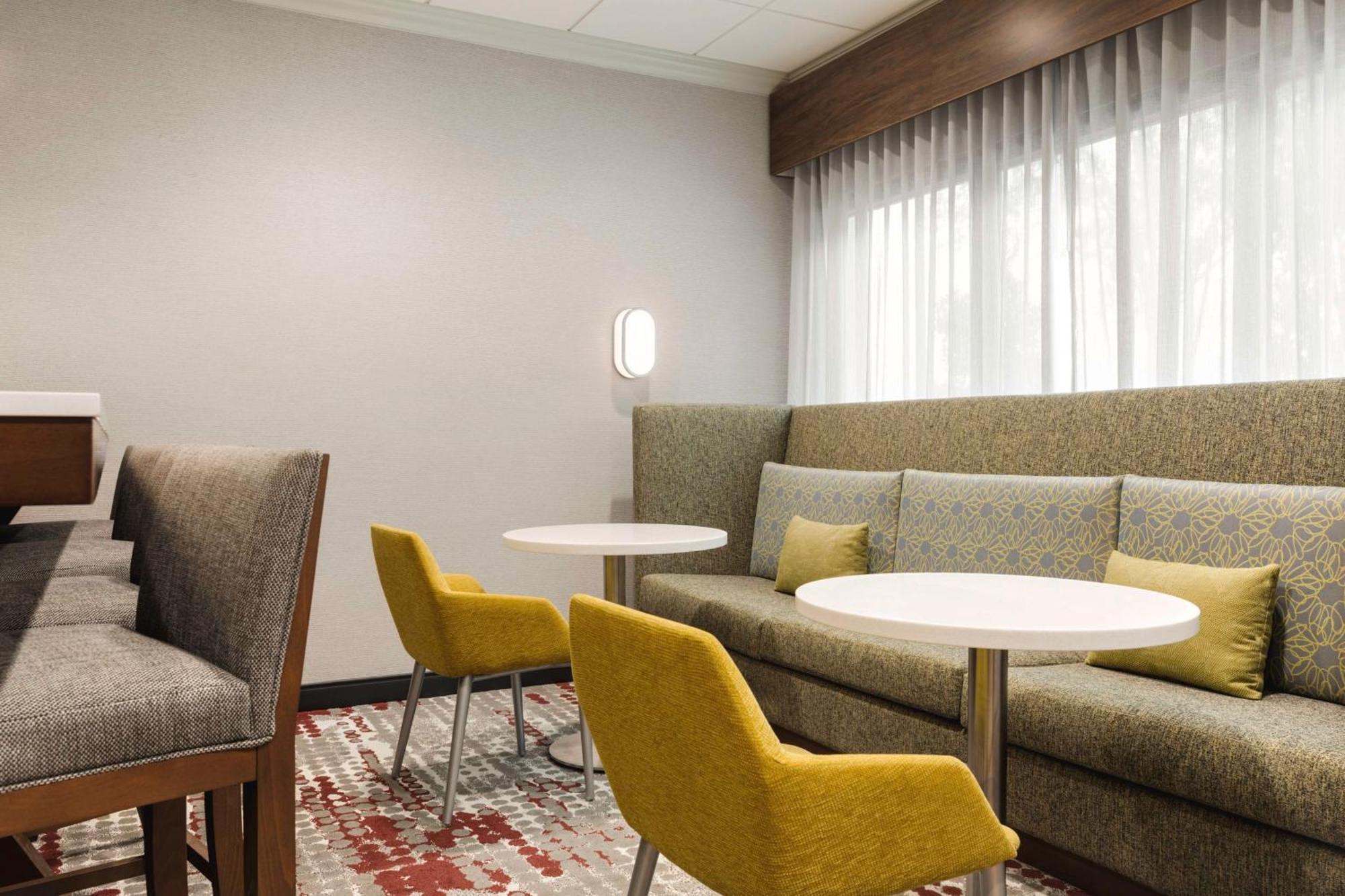 Hampton Inn Starkville Luaran gambar